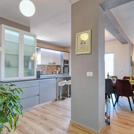 Zanic Apartment