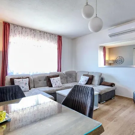 Zanic Apartment *